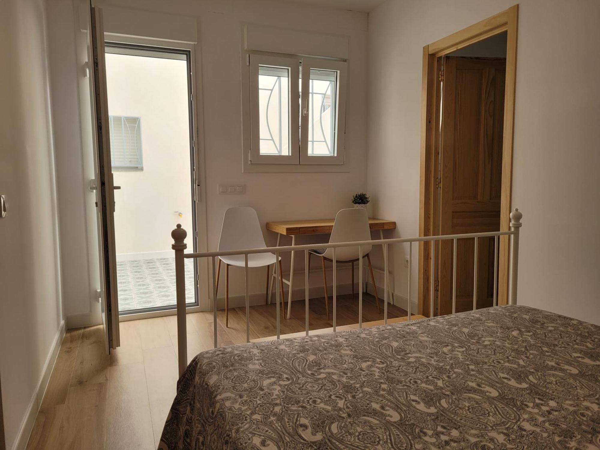 Apartamento Con Wifi, Patio Y Garaje Privado Alcalá de Guadaira Exterior foto